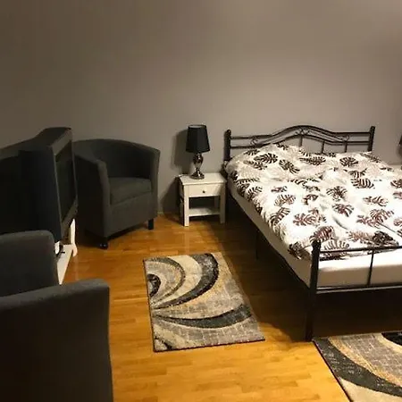 Darvas Apartman Guest house *